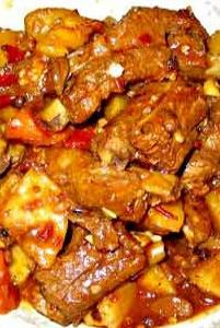 土豆炖排骨的做法 土豆炖排骨的做法