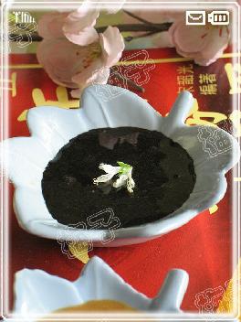 花生芝麻酱和黑芝麻酱的做法 花生芝麻酱和黑芝麻酱的做法