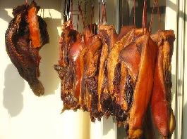 自制香味腊肉的做法 自制香味腊肉的做法