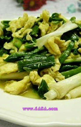 大蒜炒鸡蛋的做法 大蒜炒鸡蛋的做法