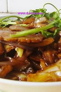 洋葱回锅肉的做法 洋葱回锅肉的做法