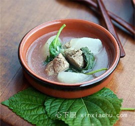 芝麻叶羊肉汤的做法 芝麻叶羊肉汤的做法