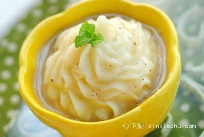 营养点心 鸡汁土豆泥的做法 营养点心 鸡汁土豆泥的做法