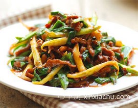 青蒜辣酱炒肉丝的做法 青蒜辣酱炒肉丝的做法