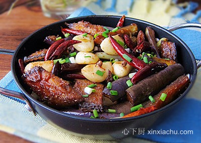干锅茄子带鱼的做法 干锅茄子带鱼的做法