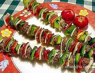 美食天下牛肉串烧的做法 美食天下牛肉串烧的做法